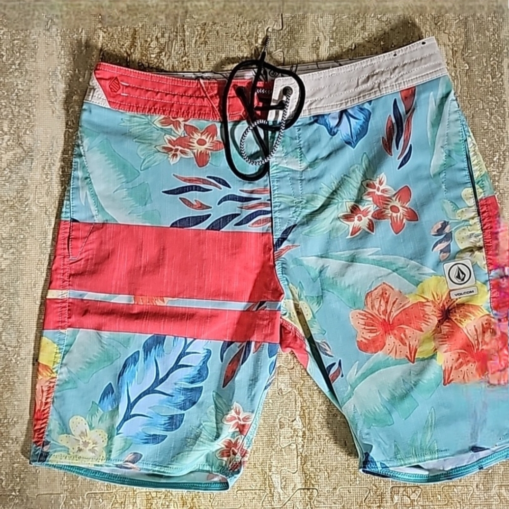 Volcom Men's Tropical Swim Board Shorts